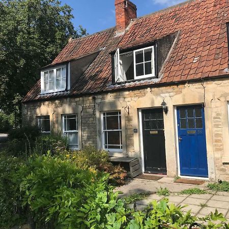 Ham Tree Cottage Trowbridge Exterior photo